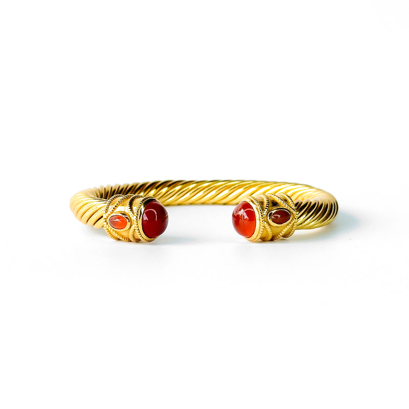 Cuff - Cable cuff in Carnelian