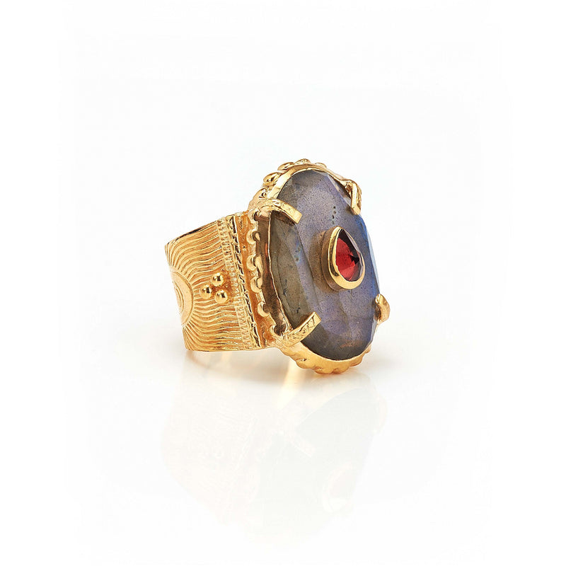 Ring - Solitude -  Shanti in Labradorite Oval